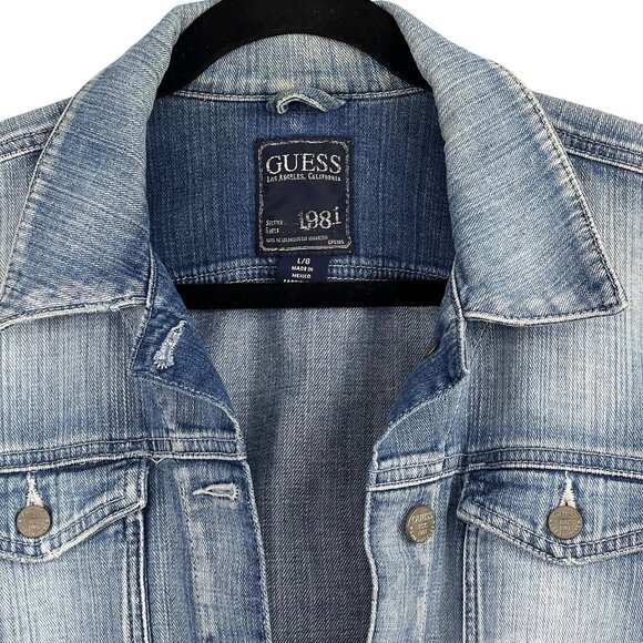 Guess Denim Trucker Jacket Faded Blue Light Wash Size L Women's Large - Picture 16 of 16